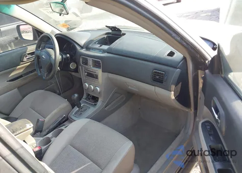 2006 Subaru Forester 2.5X z USA, uszkodzony, nr VIN JF1SG65676H741010